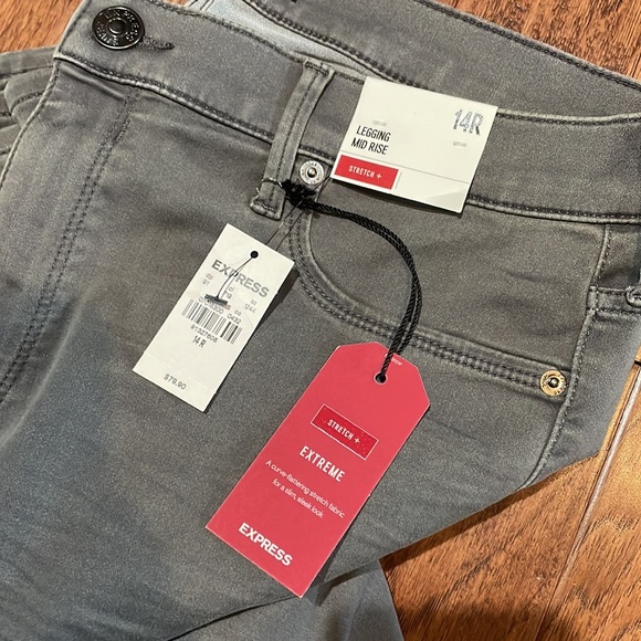Express gray mid rise jeans - Picture 2 of 3